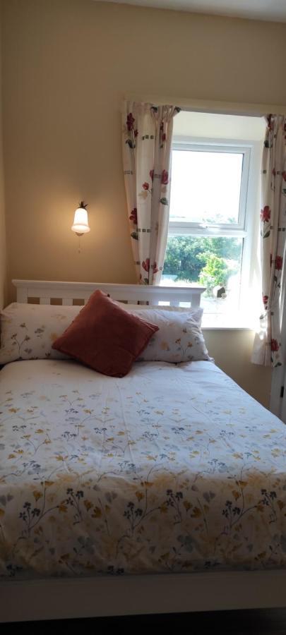 Padua House Holiday Home In The Centre Of Bundoran And 2 Mins Walk To The Beach מראה חיצוני תמונה