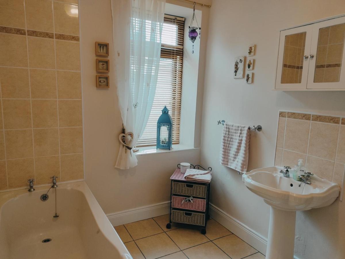 Padua House Holiday Home In The Centre Of Bundoran And 2 Mins Walk To The Beach מראה חיצוני תמונה